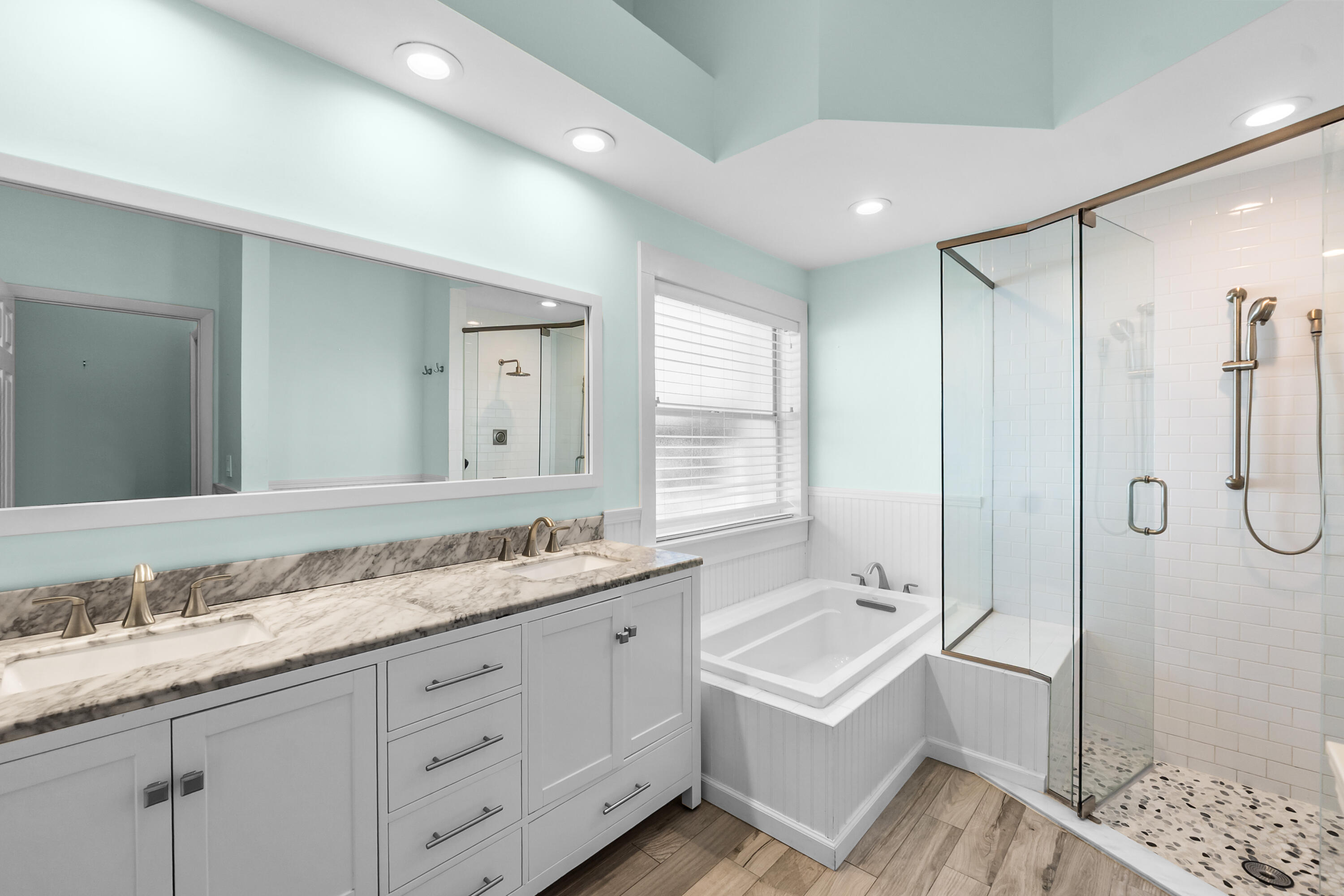 SIENA OAKS - Residential Lease