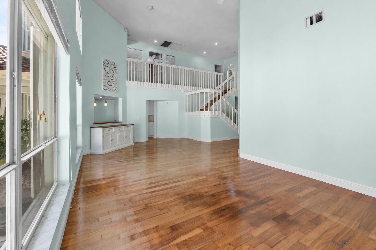 SIENA OAKS - Residential Lease