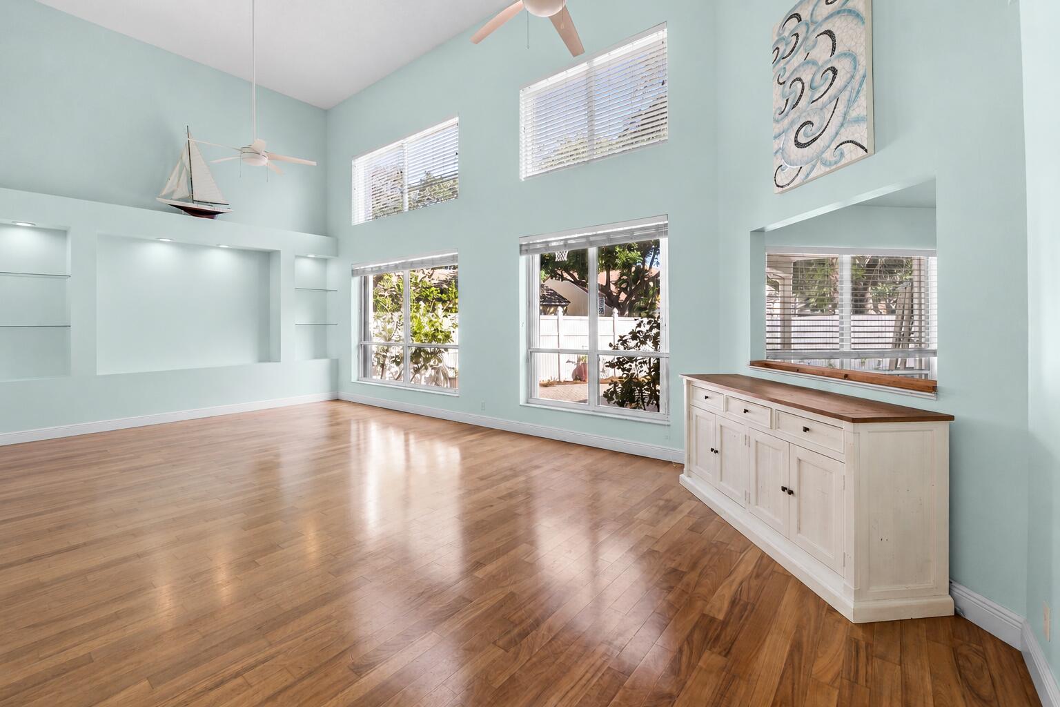 SIENA OAKS - Residential Lease
