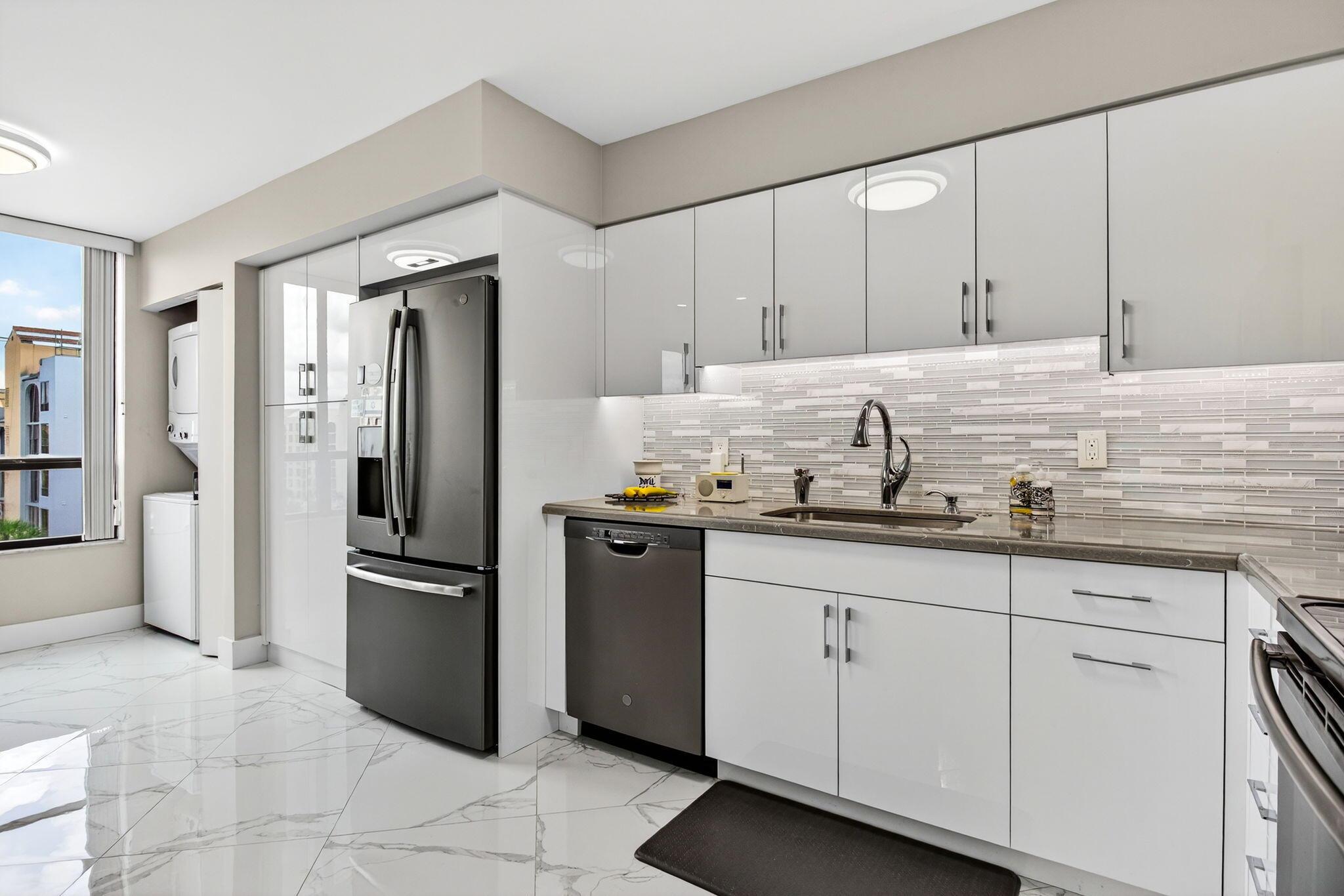 PROMENADE AT BOCA POINTE - Residential