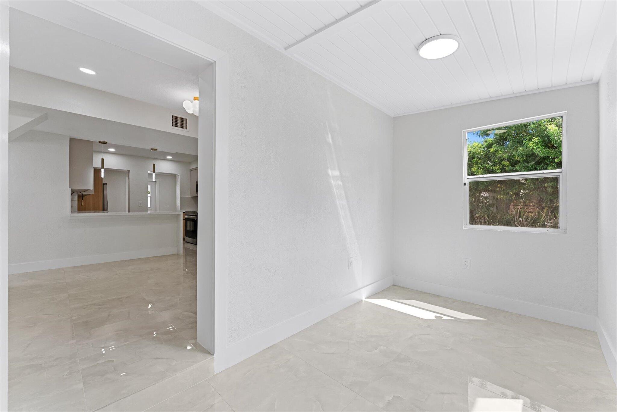 431 Ficus Tree Drive