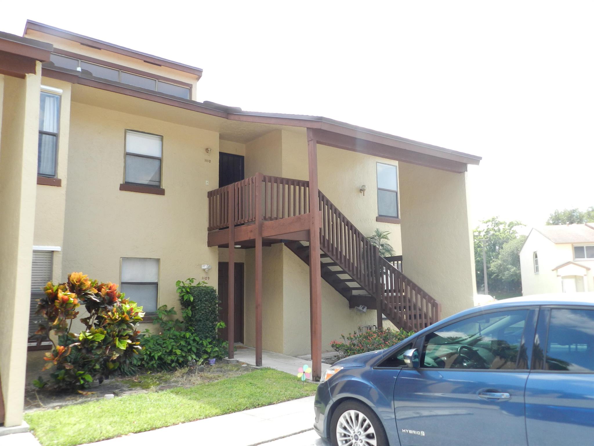 2/2 recently painted the bonus it has a Loft has new floor in the Loft, screened Patio with new Floors Bathrooms New Sink and Commodes new faucet in the Kitchen Parking in front of Condo and Guest Spots Has Hook Ups for a Washer and DryerCome Tour this Condo2nd Bonus its a corner Condo