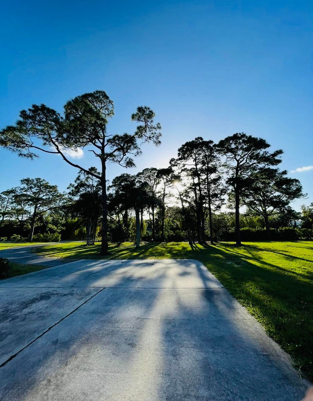 Photo of 8895 N Bates Road, Palm Beach Gardens, FL 33418 (MLS # R11150027)