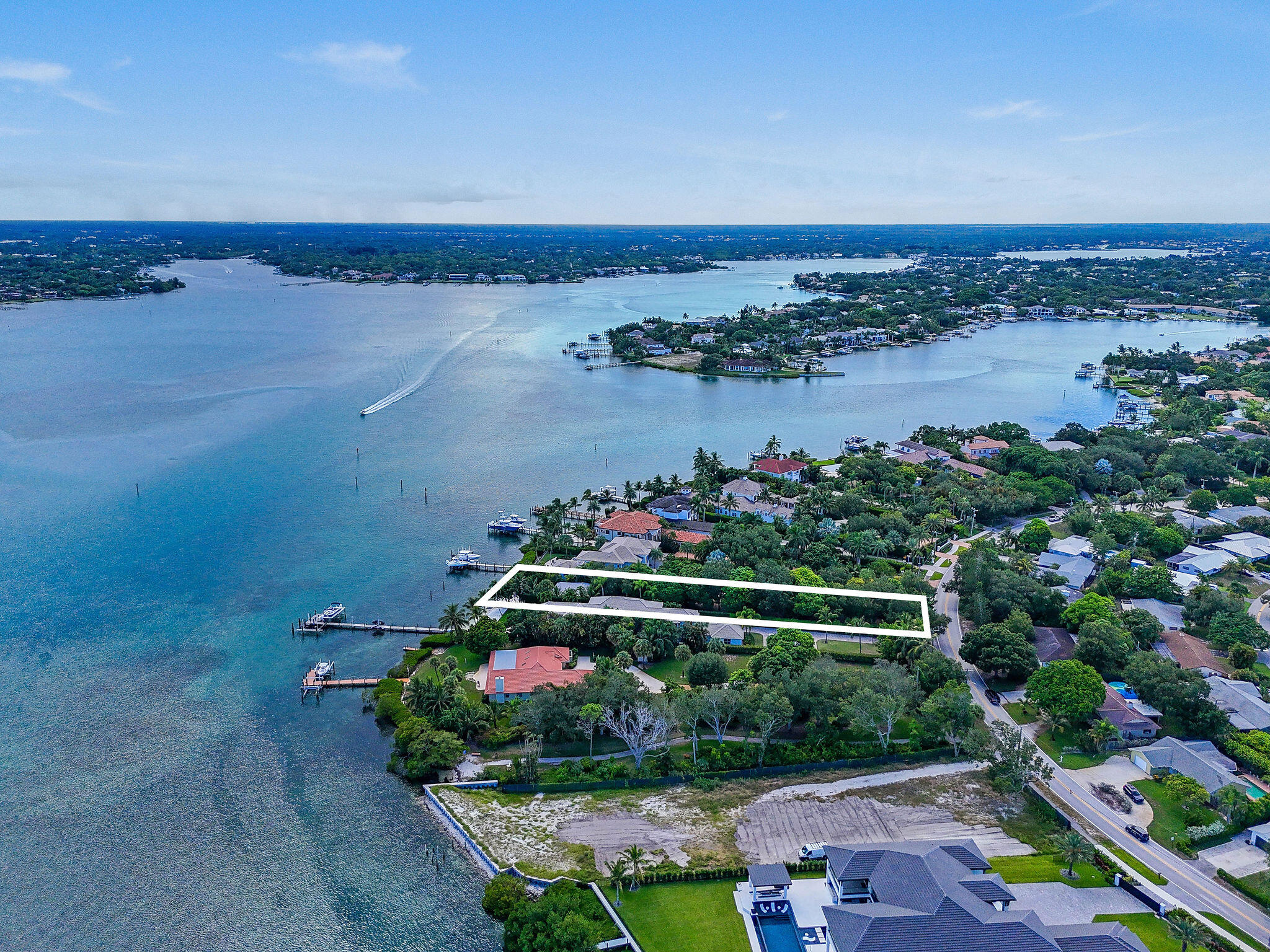 RIVERSIDE ON THE LOXAHATCHEE - Residential