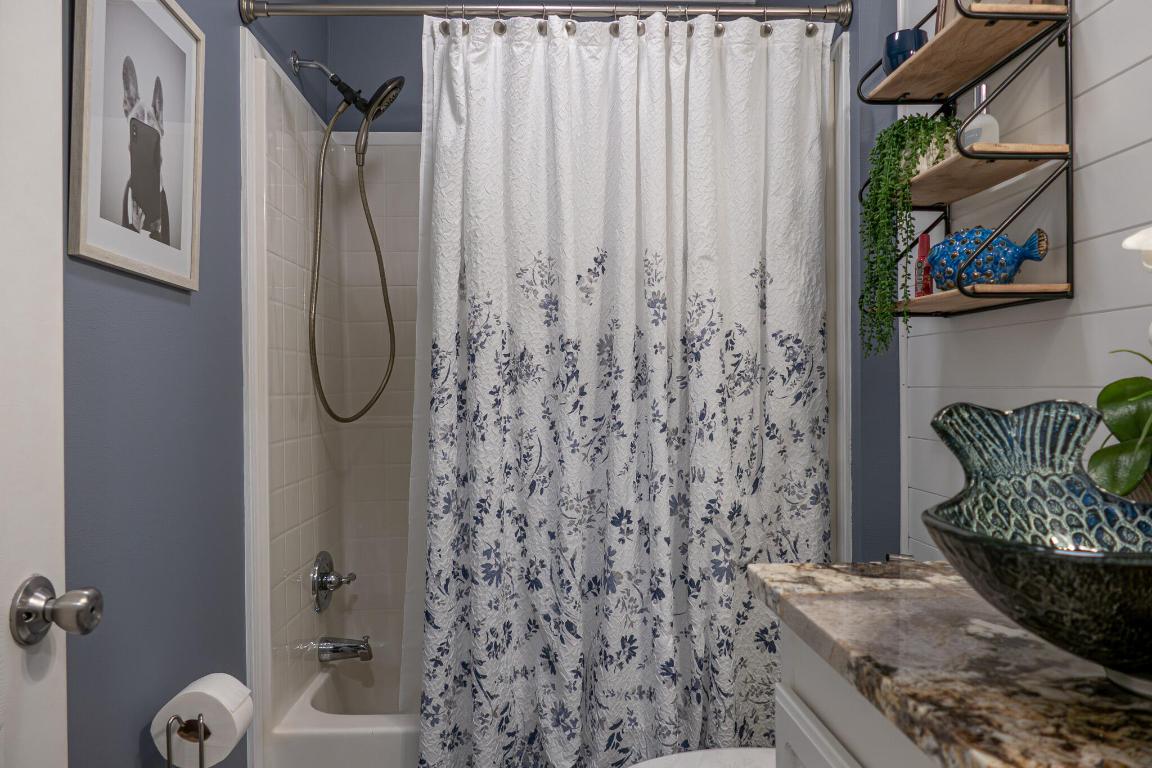 Pinelake Village - Residential