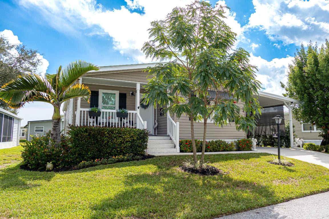 Pinelake Village - Residential