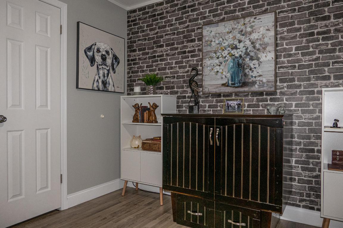 Pinelake Village - Residential