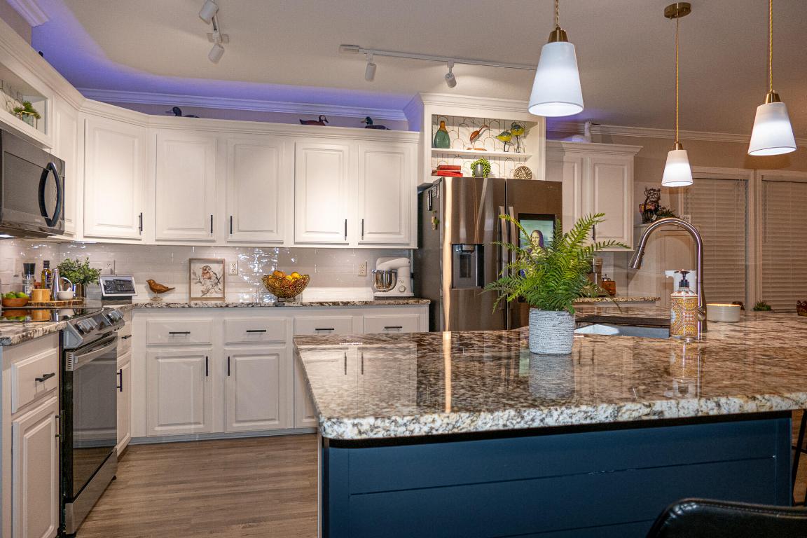 Pinelake Village - Residential