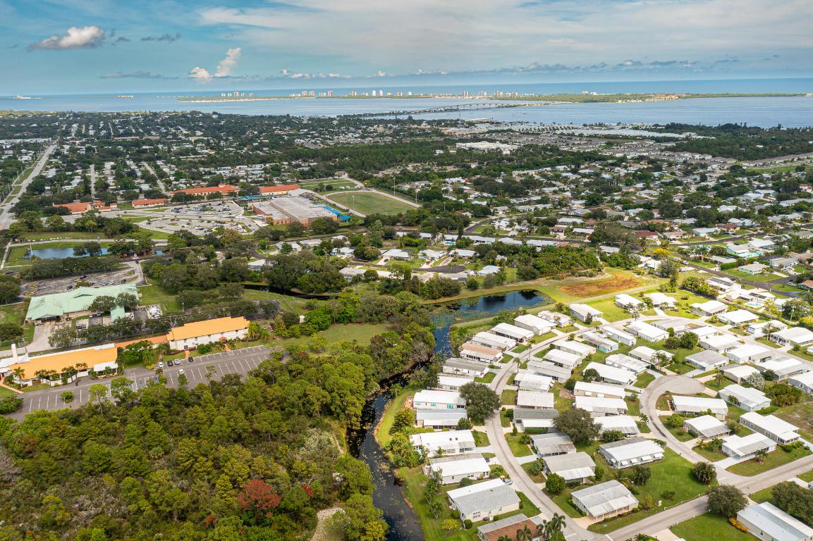 Pinelake Village - Residential