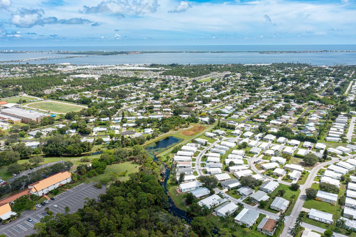 Pinelake Village - Residential