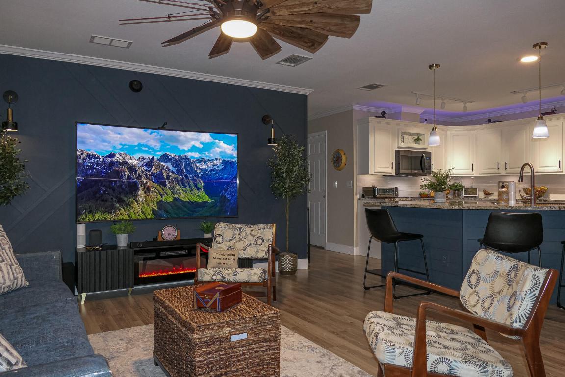 Pinelake Village - Residential