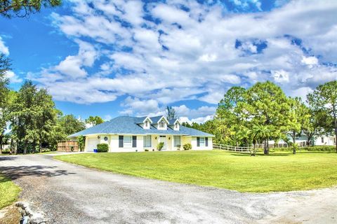 A home in Loxahatchee