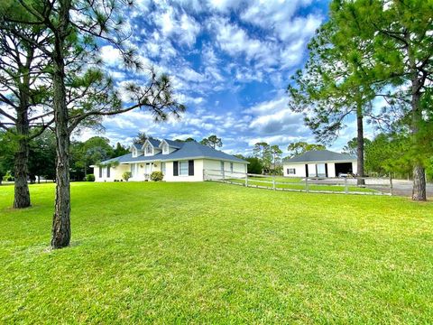 A home in Loxahatchee