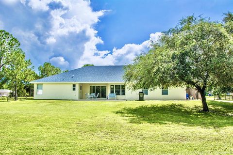 A home in Loxahatchee