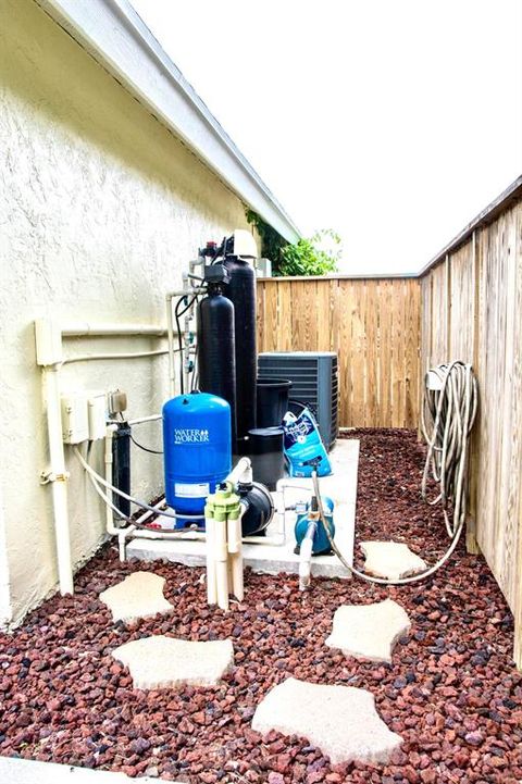 A home in Loxahatchee