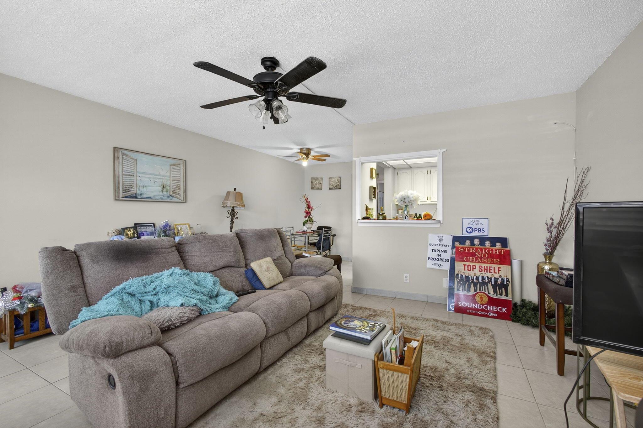 SUSSEX CONDO - Residential