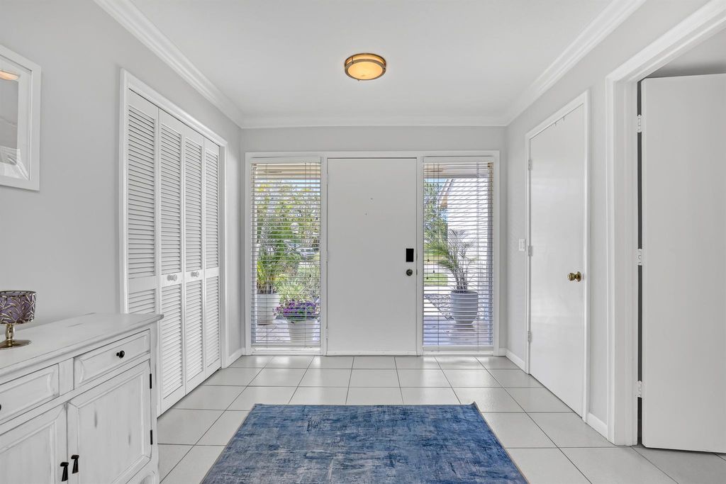 Photo of 13856 Sand Crane Drive, Palm Beach Gardens, FL 33418 (MLS # R11091174)