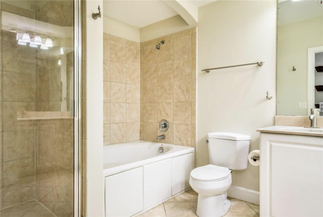 SAN RAPHAEL CONDO - Residential
