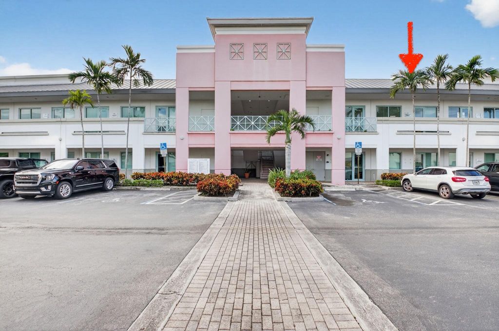 Photo of 7700 Congress Avenue #3211, Boca Raton, FL 33487 (MLS # B26003386)