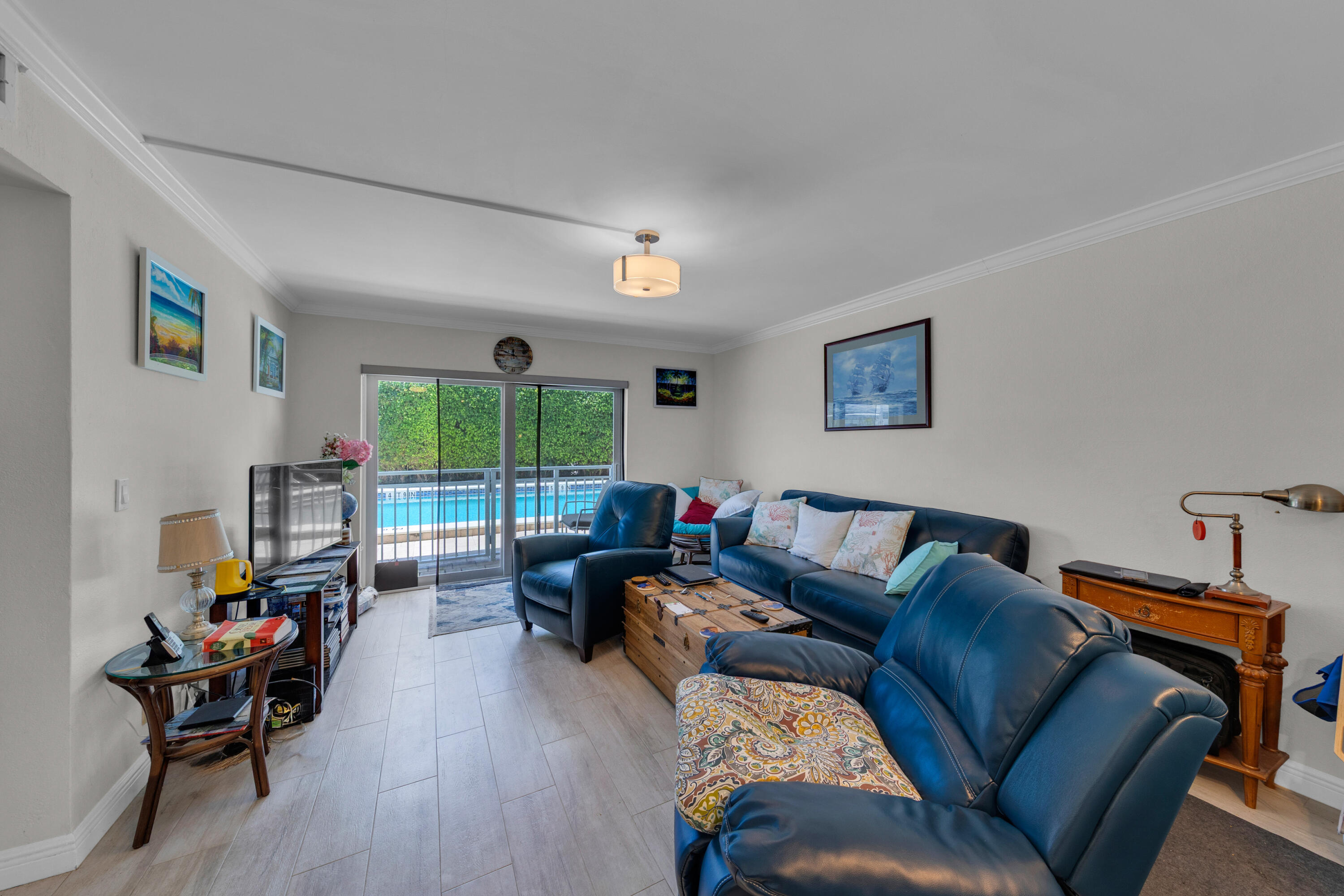3220 Bayview Drive 115, Fort Lauderdale, FL, 33306/$329,000 1 3220 Bayview Drive 115
