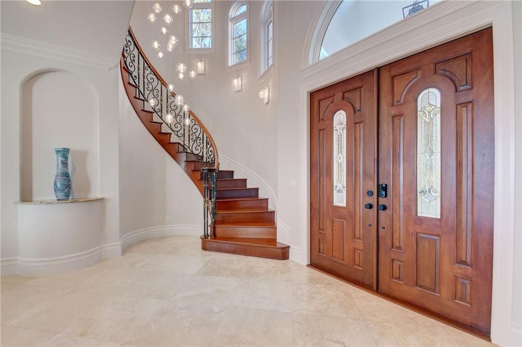 Photo of 1320 S Lakeside Drive, Lake Worth Beach, FL 33460 (MLS # F10544228)