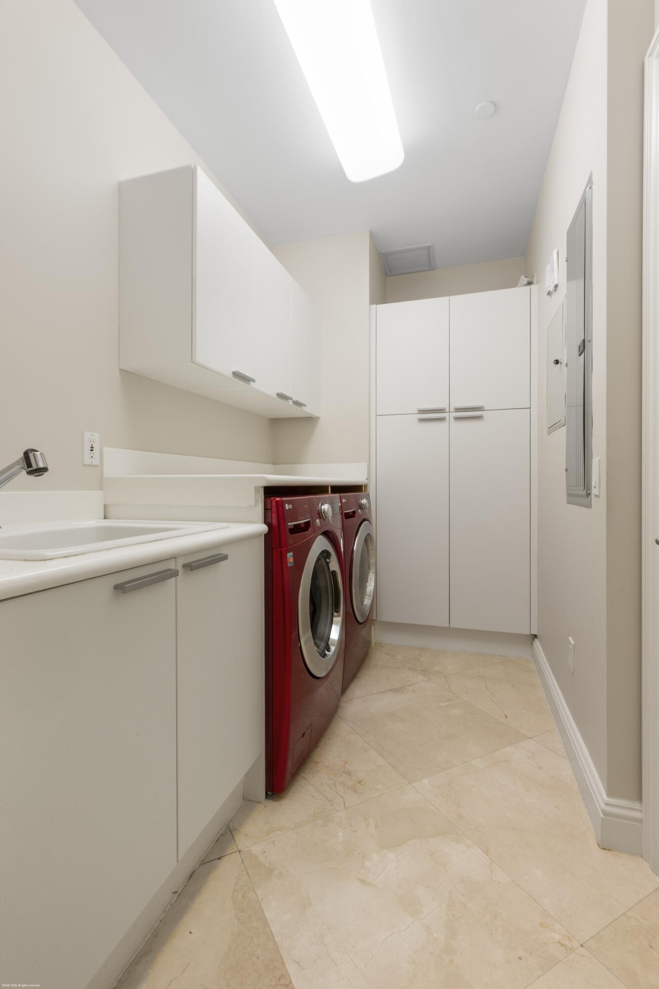 RESORT AT SINGER ISLAND - Residential