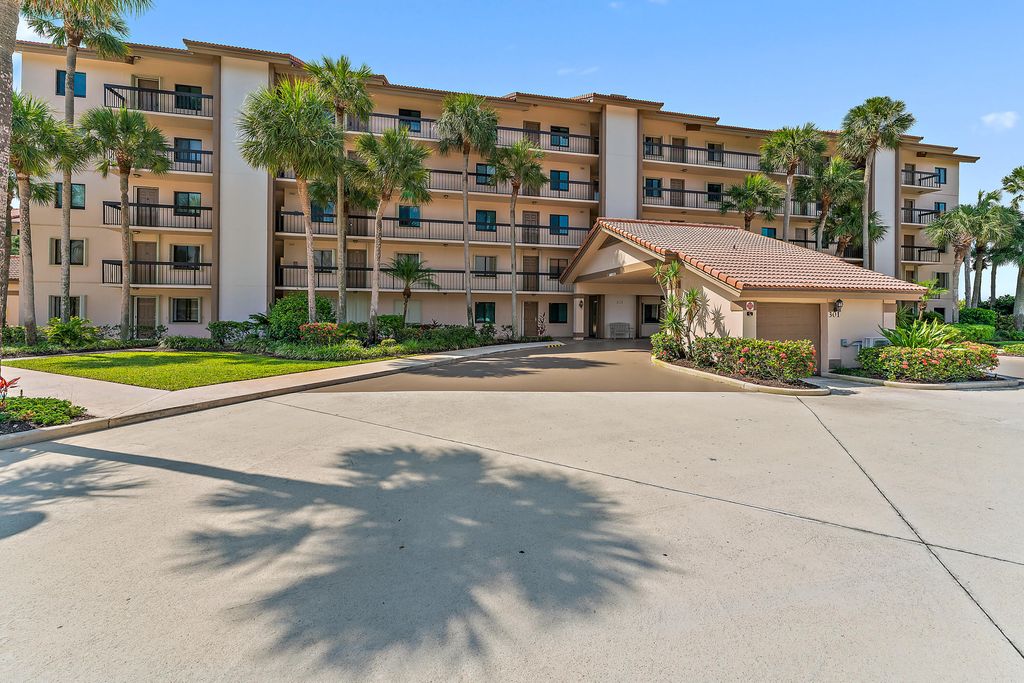 Photo of 301 Ocean Bluffs Boulevard #405, Jupiter, FL 33477 (MLS # R10898792)