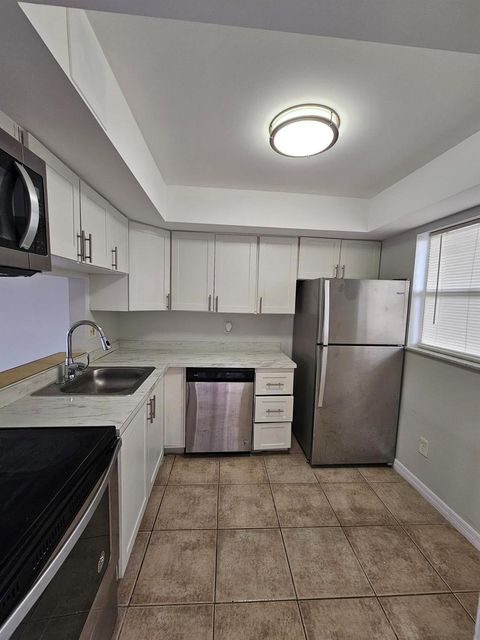 2800 NW 56 Avenue C306 Lauderhill FL 33313