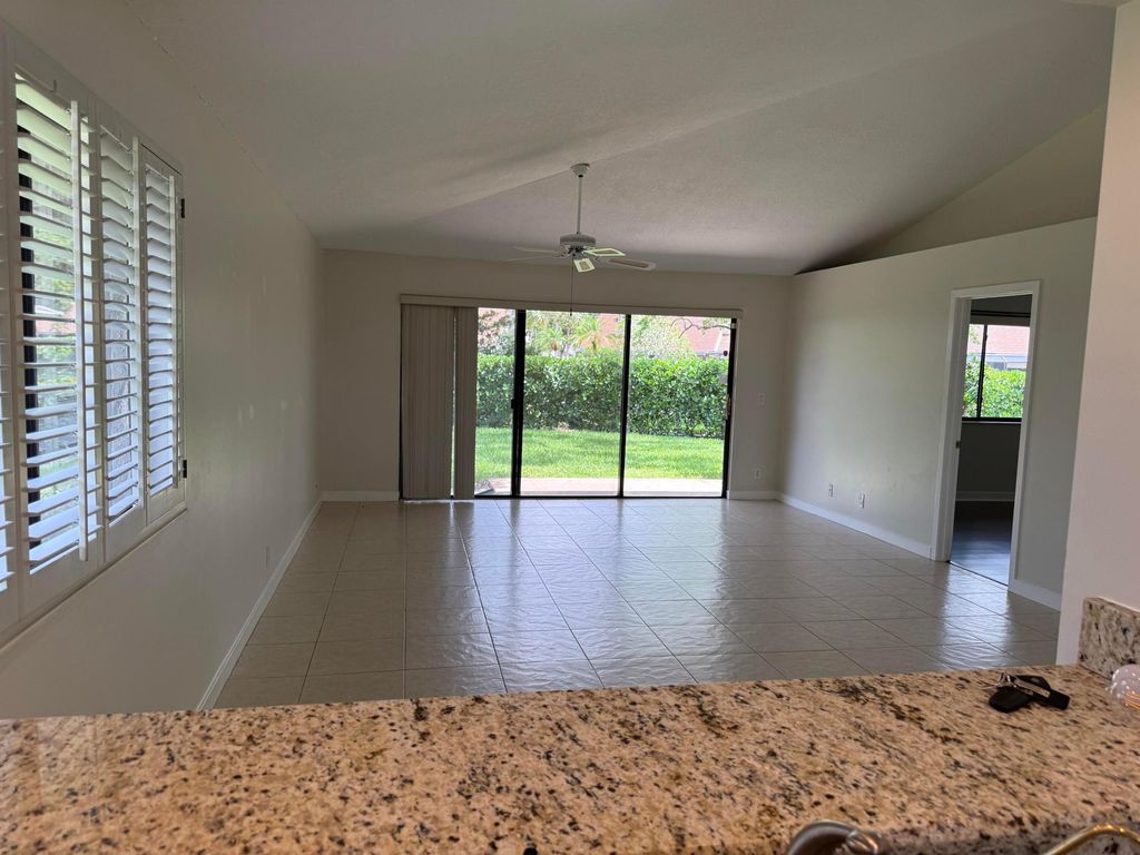 Photo of 112 Club Drive, Palm Beach Gardens, FL 33418 (MLS # B26029623)