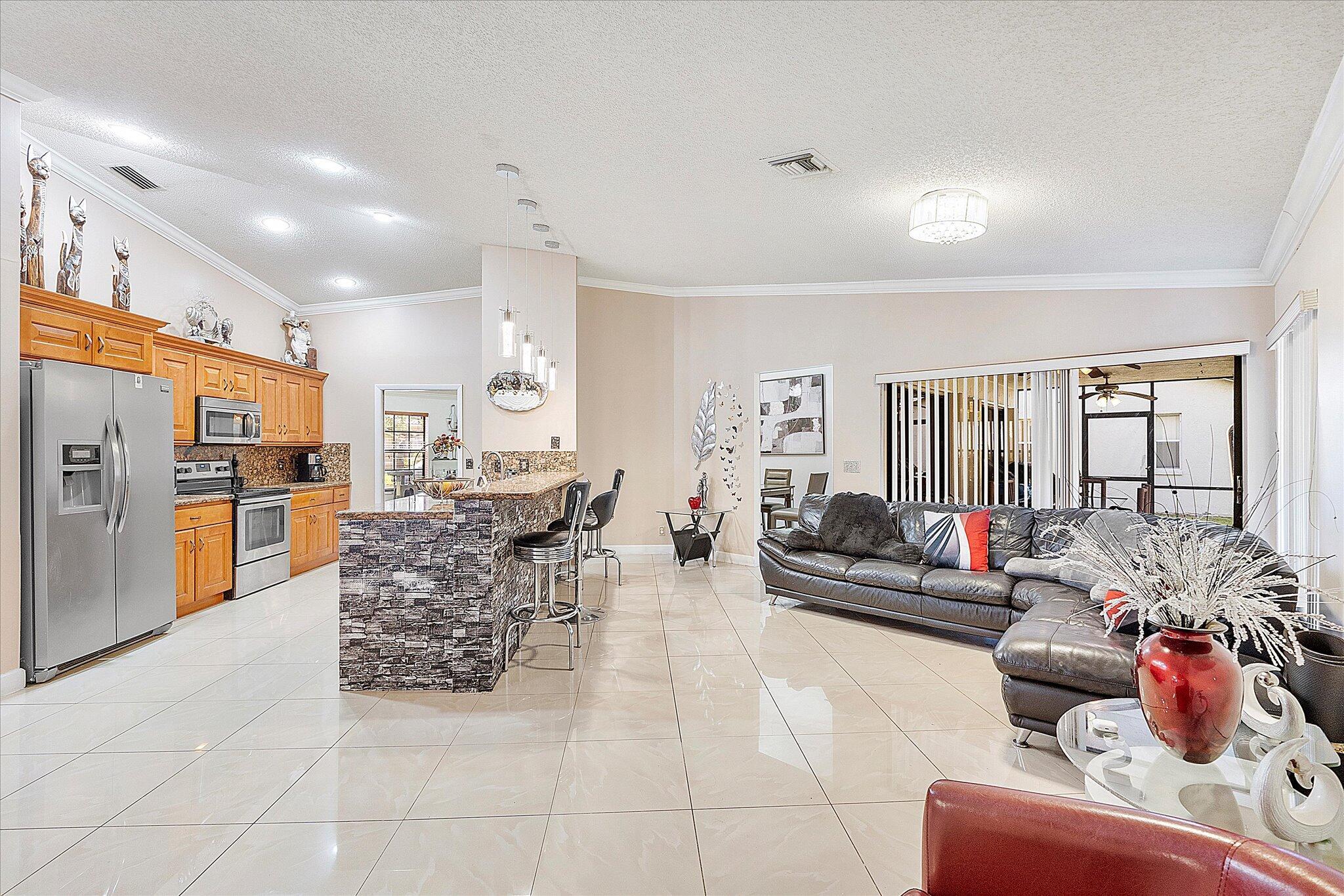 ROYAL PALM VILLAGE - Residential