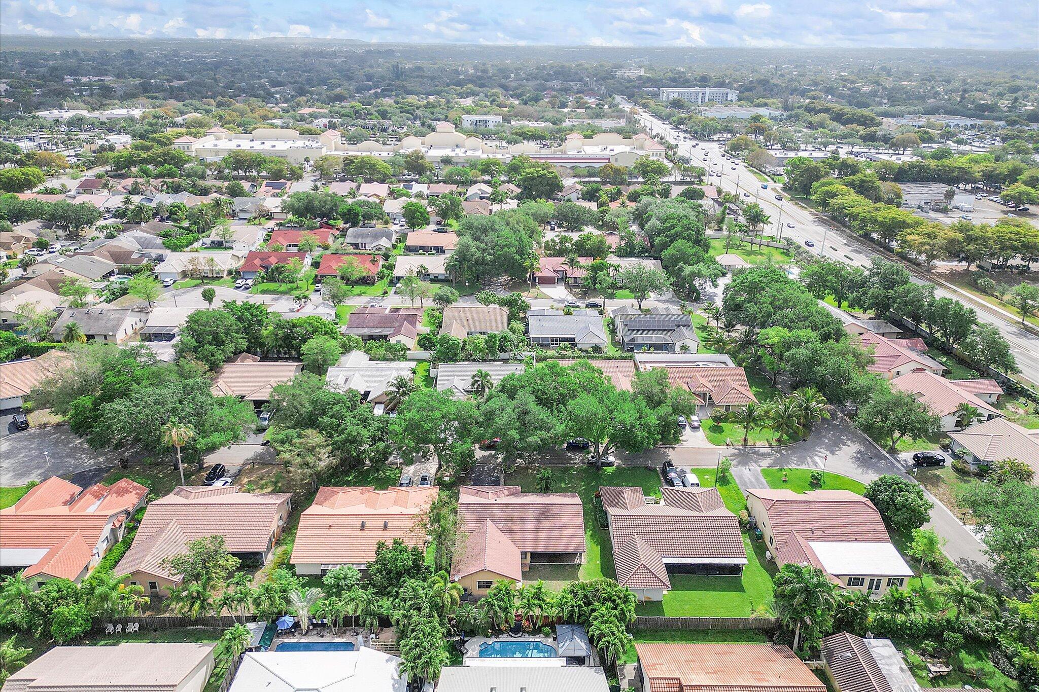 ROYAL PALM VILLAGE - Residential
