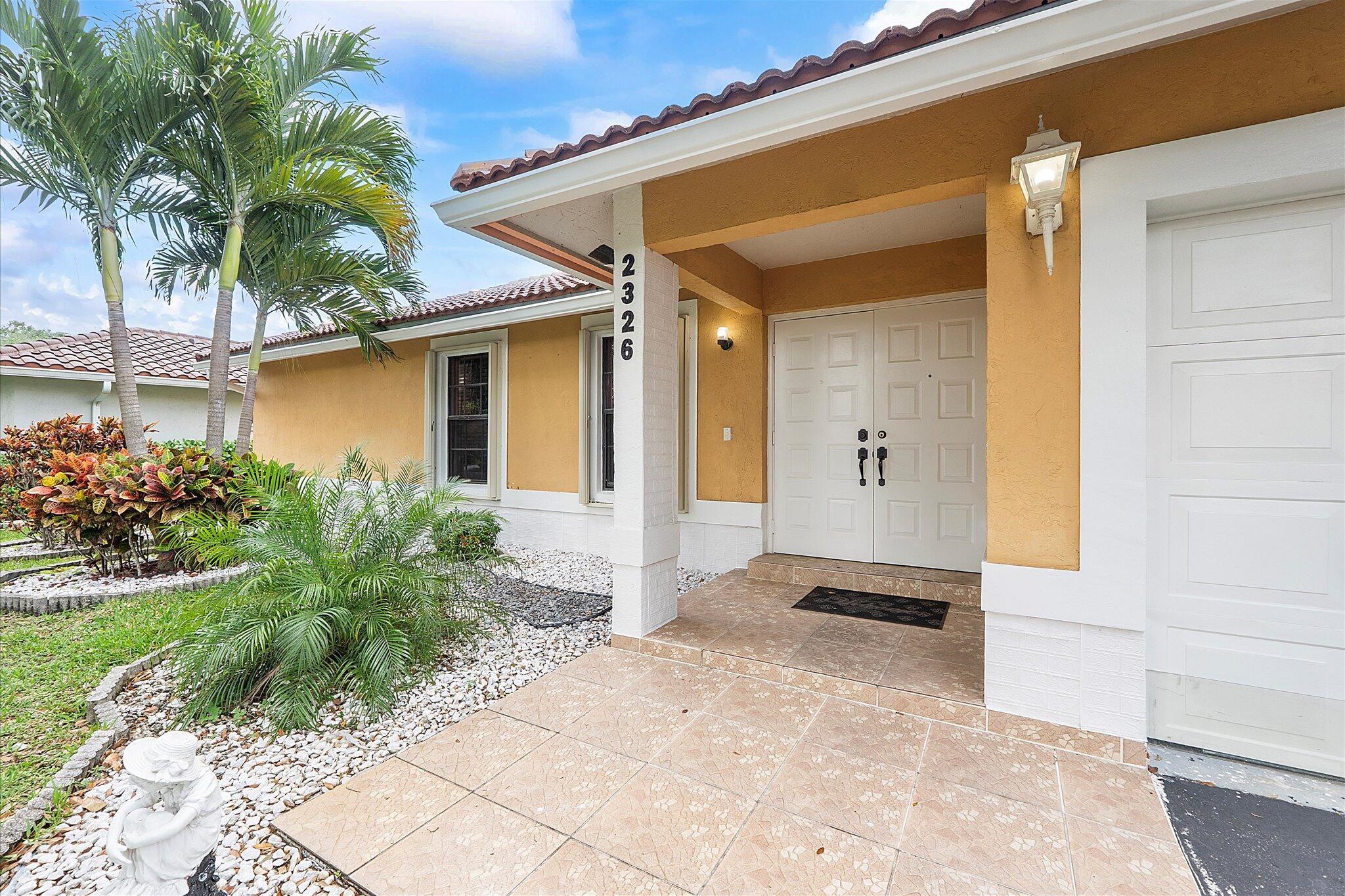 ROYAL PALM VILLAGE - Residential