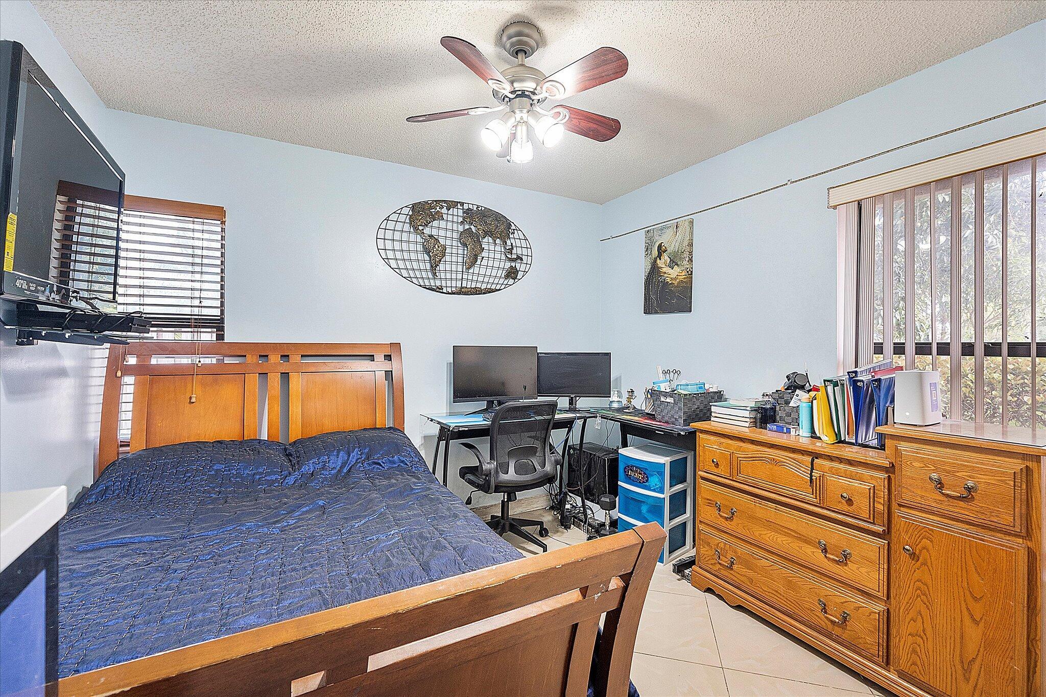ROYAL PALM VILLAGE - Residential