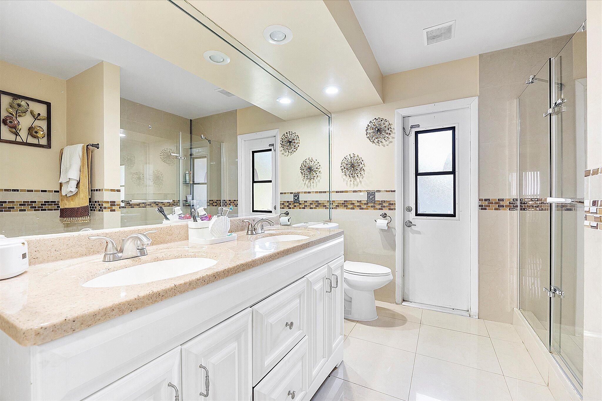 ROYAL PALM VILLAGE - Residential