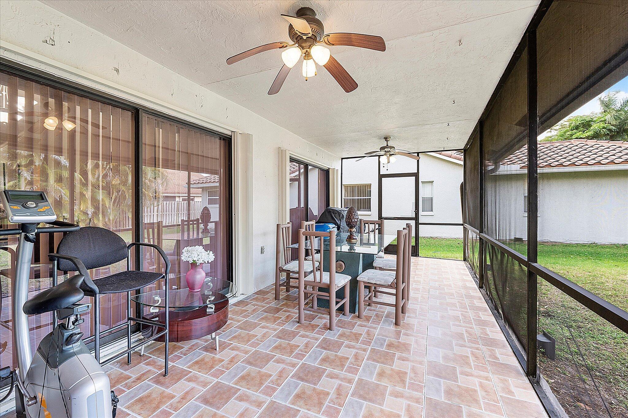 ROYAL PALM VILLAGE - Residential