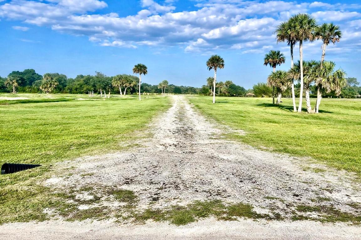 BRIDLEWOOD RANCHES - Land