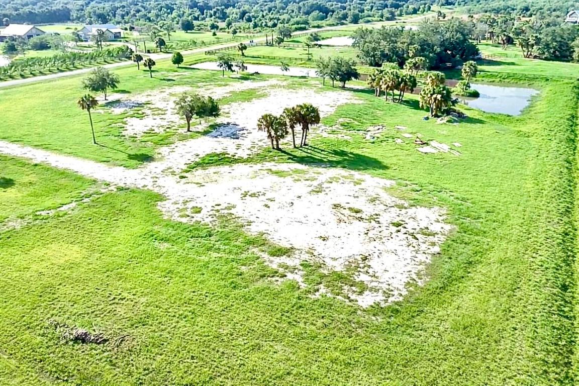 BRIDLEWOOD RANCHES - Land