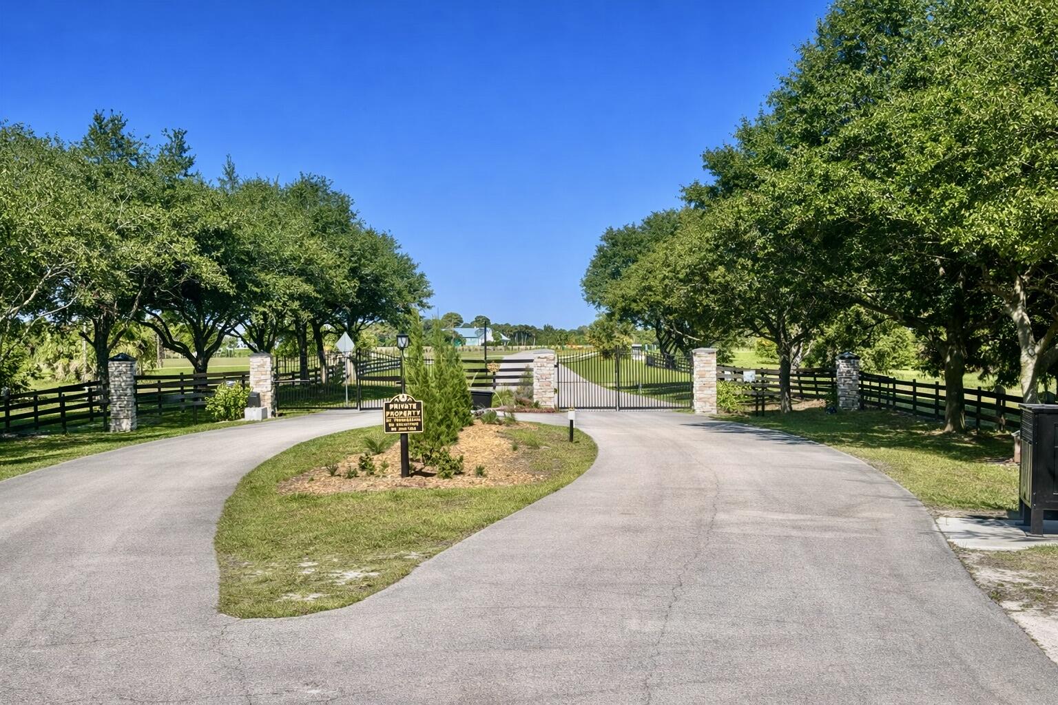 BRIDLEWOOD RANCHES - Land
