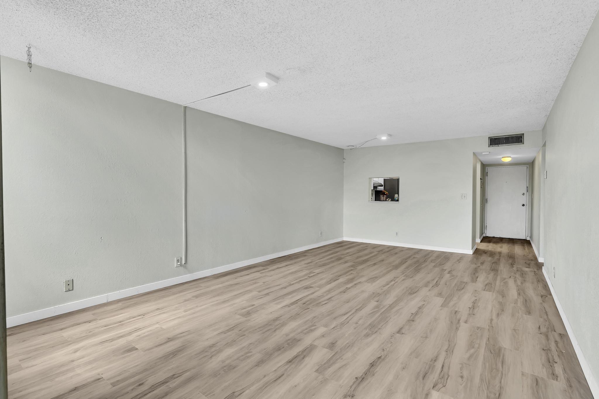 CONCORD VILLAGE CONDOMINI - Residential