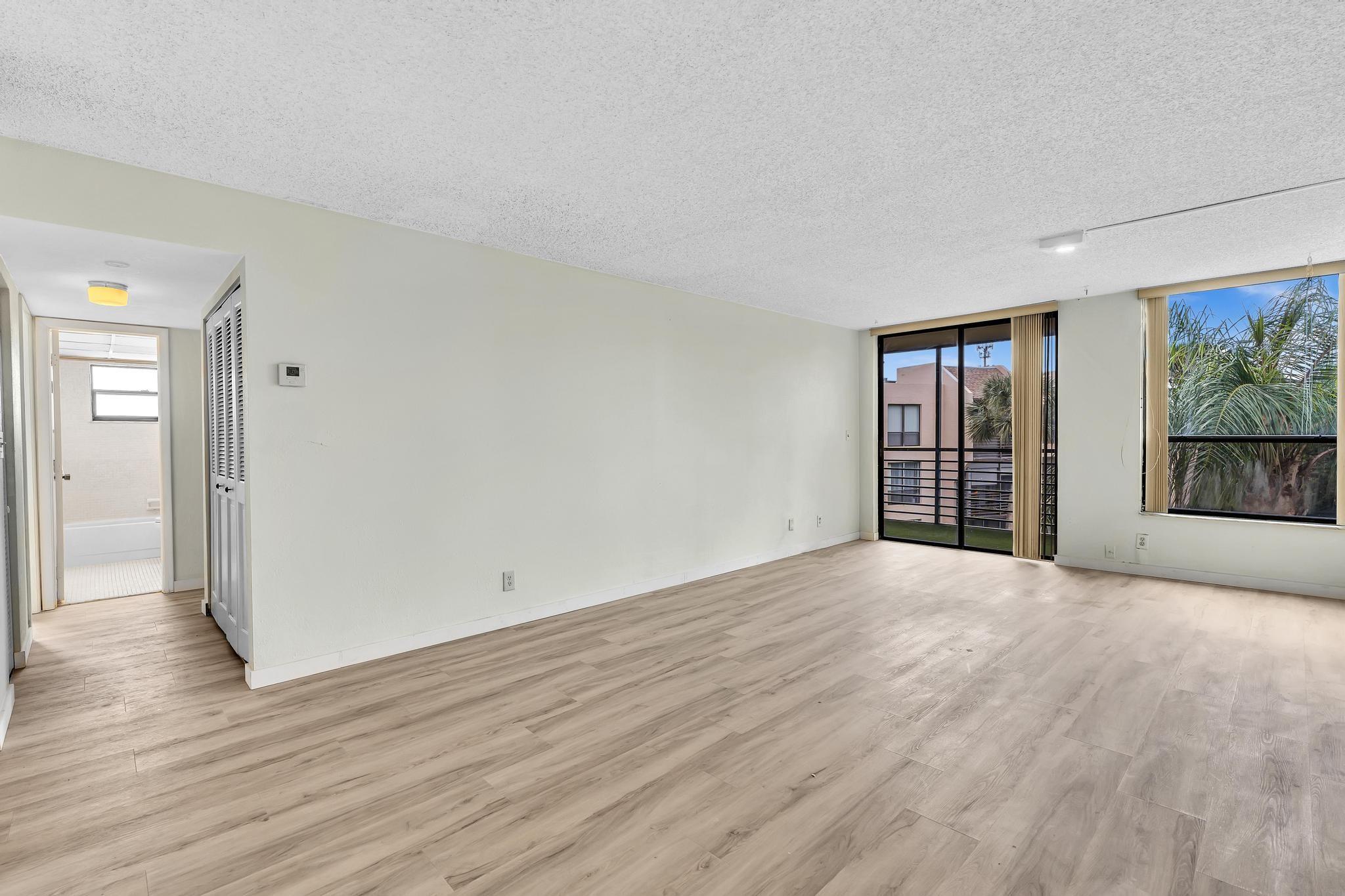 CONCORD VILLAGE CONDOMINI - Residential