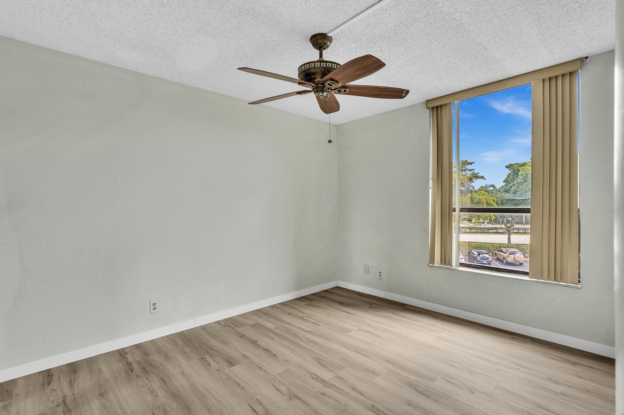 CONCORD VILLAGE CONDOMINI - Residential