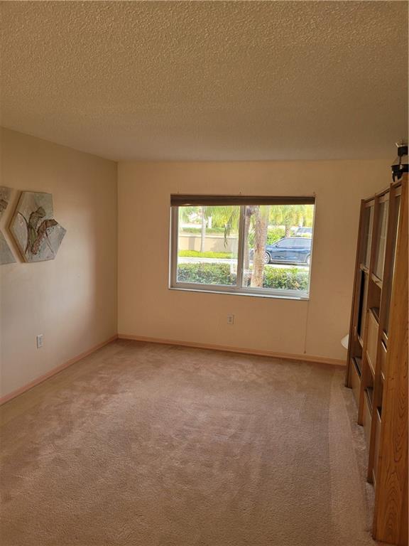Photo 6 of 26 of 3101 NW 71st Ave house