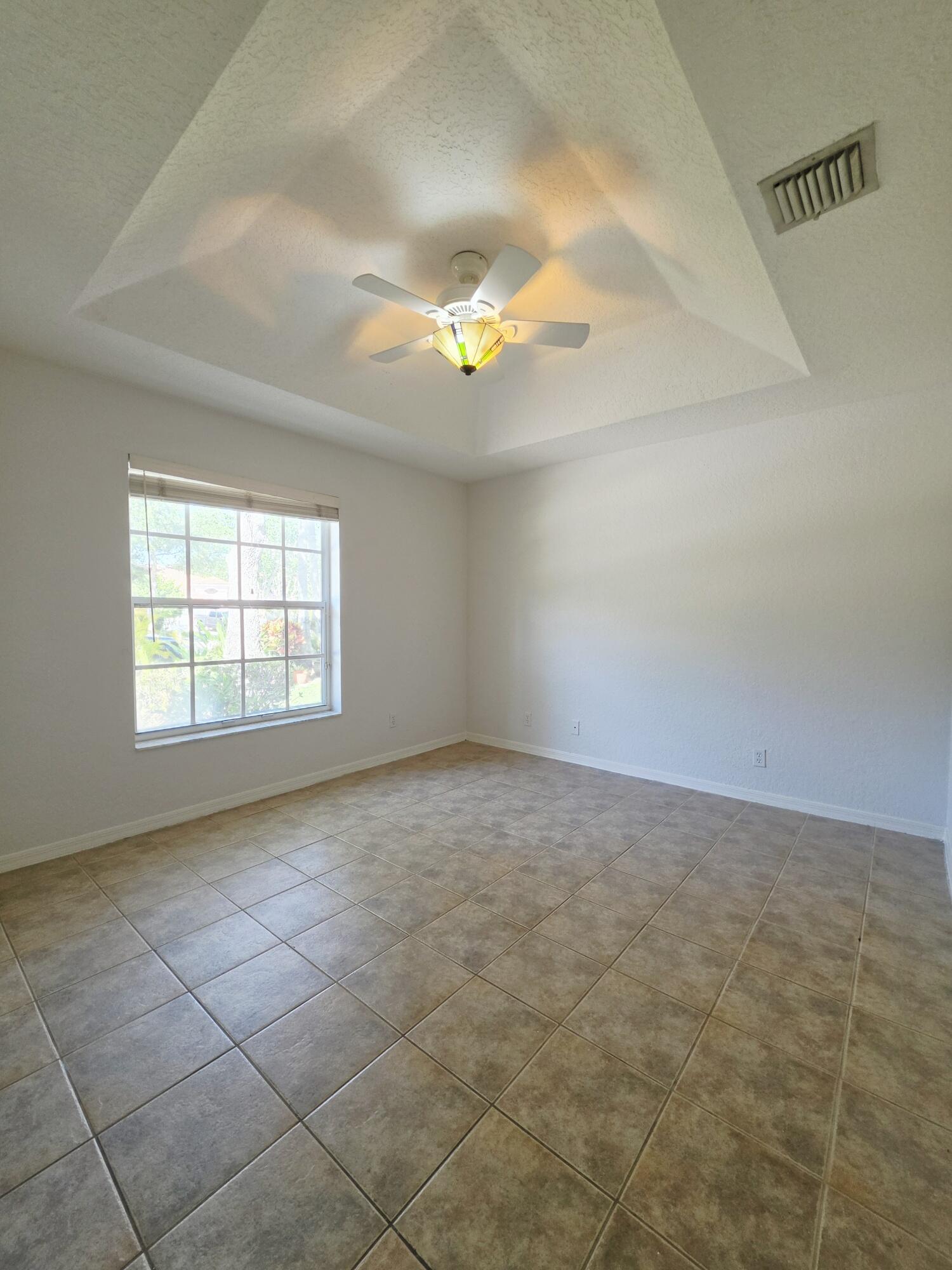 ANDROS ISLE PAR B - Residential