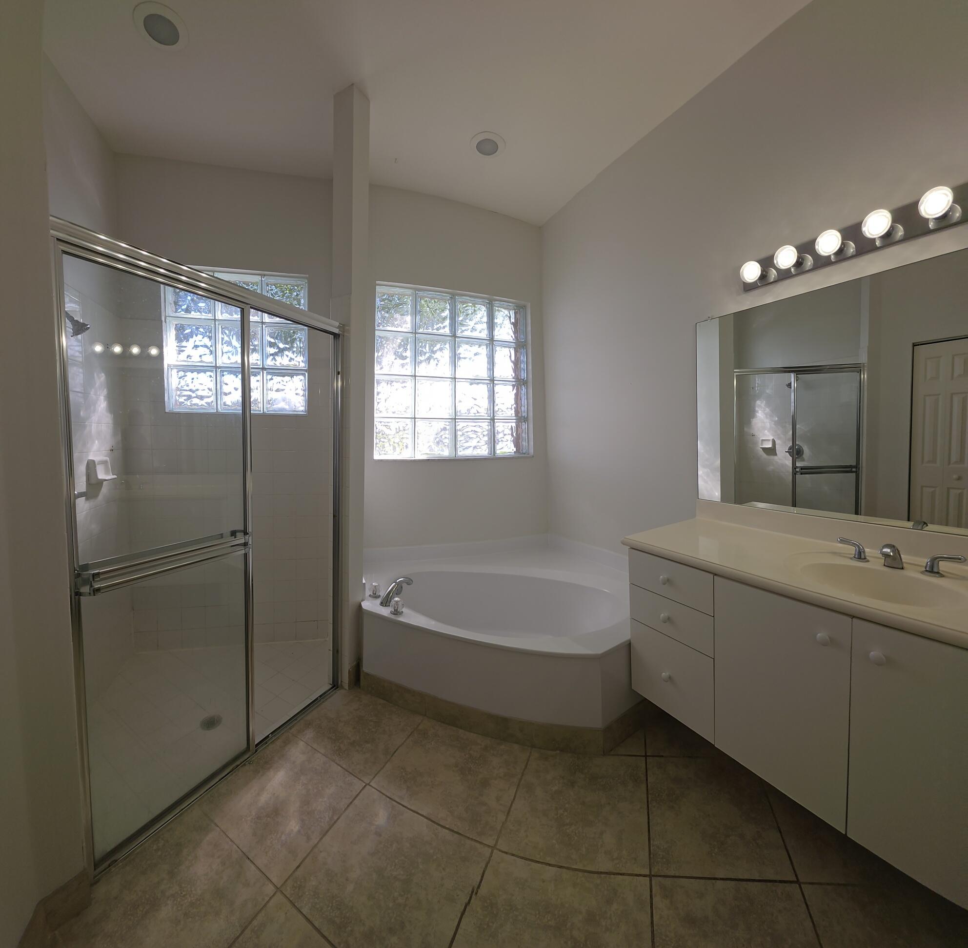 ANDROS ISLE PAR B - Residential