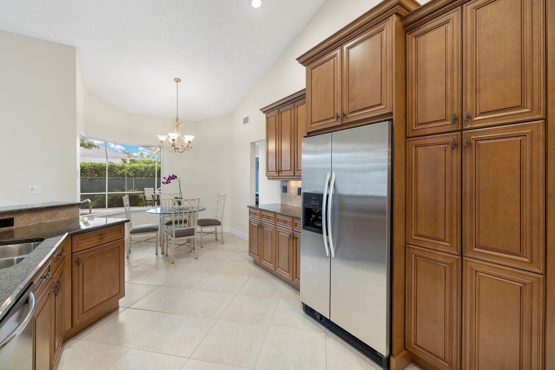 EMERALD FOREST OF WELLING - Residential