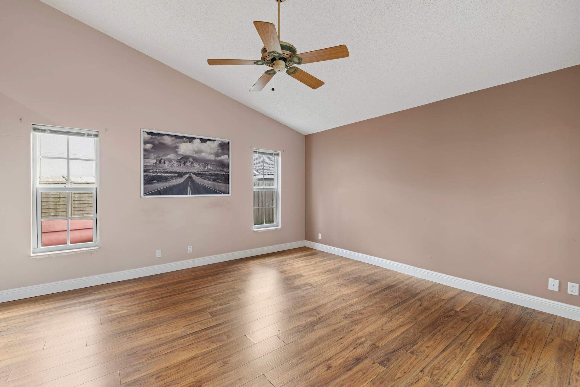 EMERALD FOREST OF WELLING - Residential