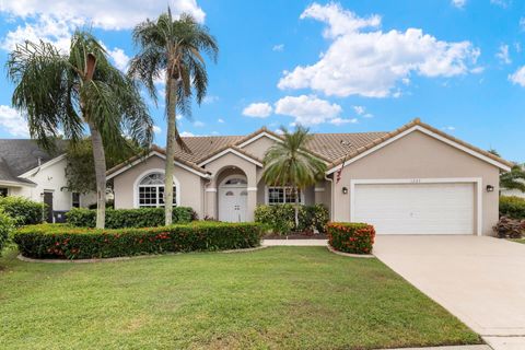 Photo of 1223 Columbine Place, Wellington, FL 33414 (MLS # R11135744) Photo of 1223 Columbine Place, Wellington, FL 33414 (MLS # R11135744)