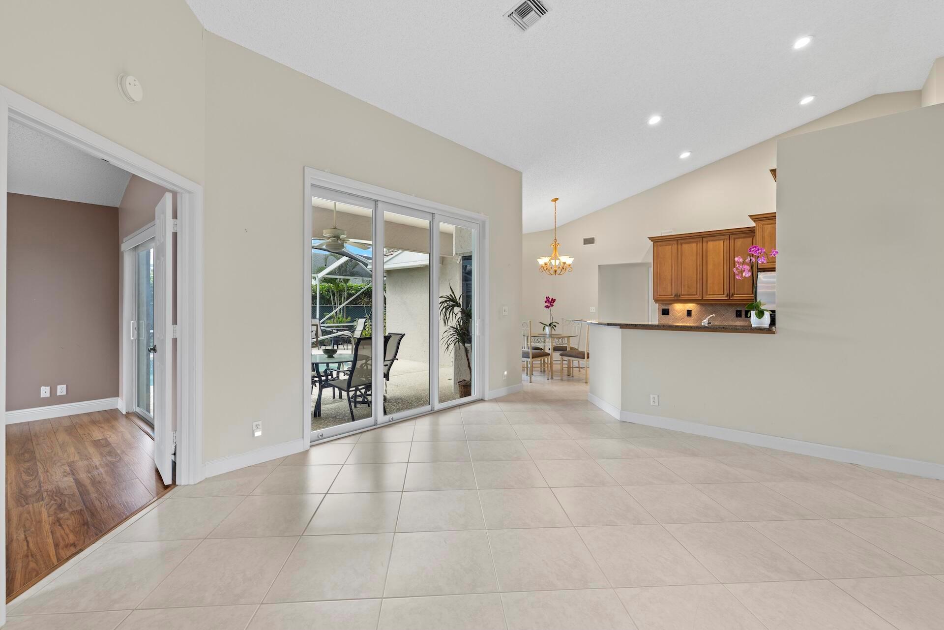 EMERALD FOREST OF WELLING - Residential