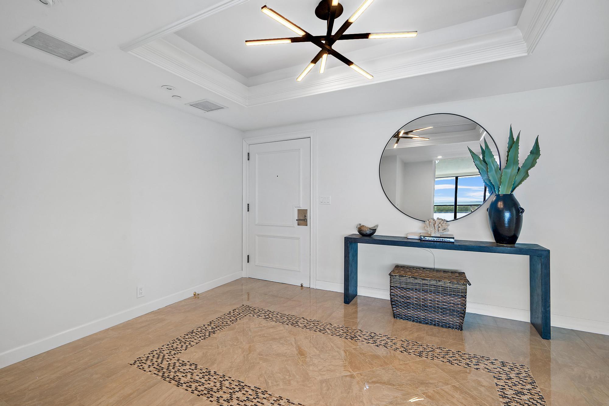 Old Port Cove - Lake Poin - Residential