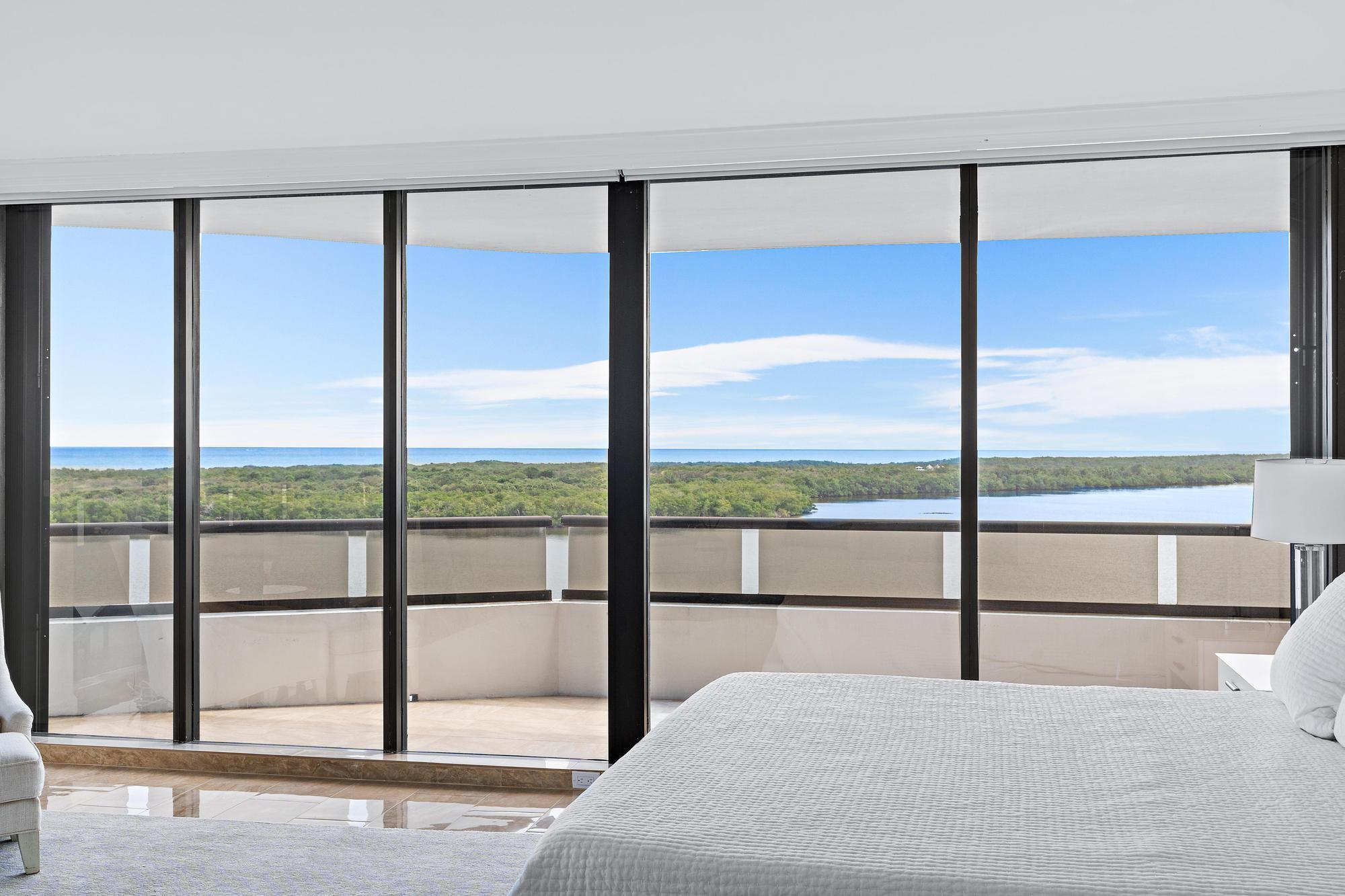 Old Port Cove - Lake Poin - Residential